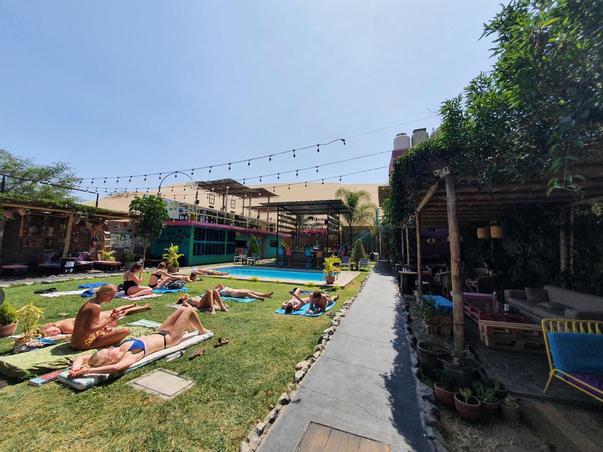 The Upcycled Hostel Huacachina イカ エクステリア 写真