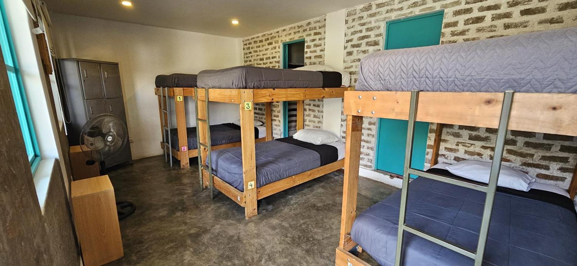 The Upcycled Hostel Huacachina イカ エクステリア 写真