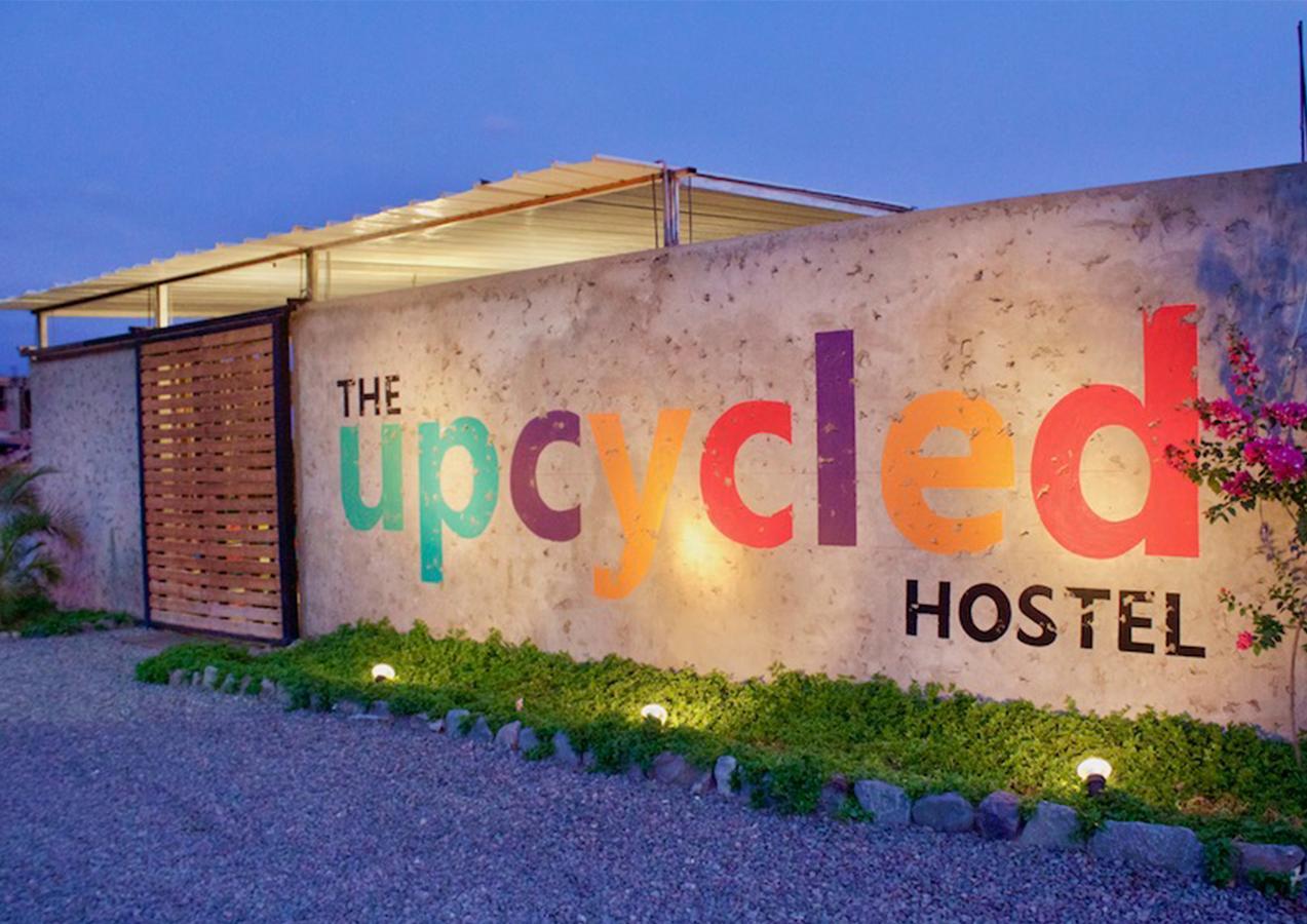 The Upcycled Hostel Huacachina イカ エクステリア 写真