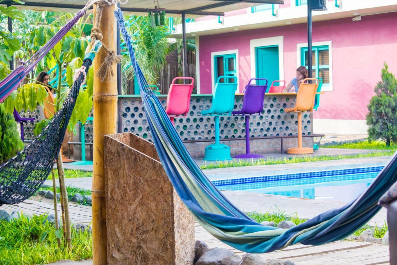 The Upcycled Hostel Huacachina イカ エクステリア 写真